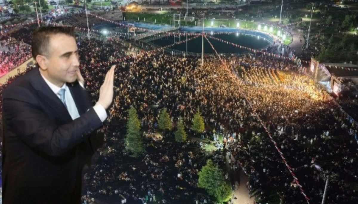 7. ULUSLARARASI KARAMAN T&Uuml;RK D&Uuml;NYASI Ş&Ouml;LENİ  KONSERLE SONA ERDİ