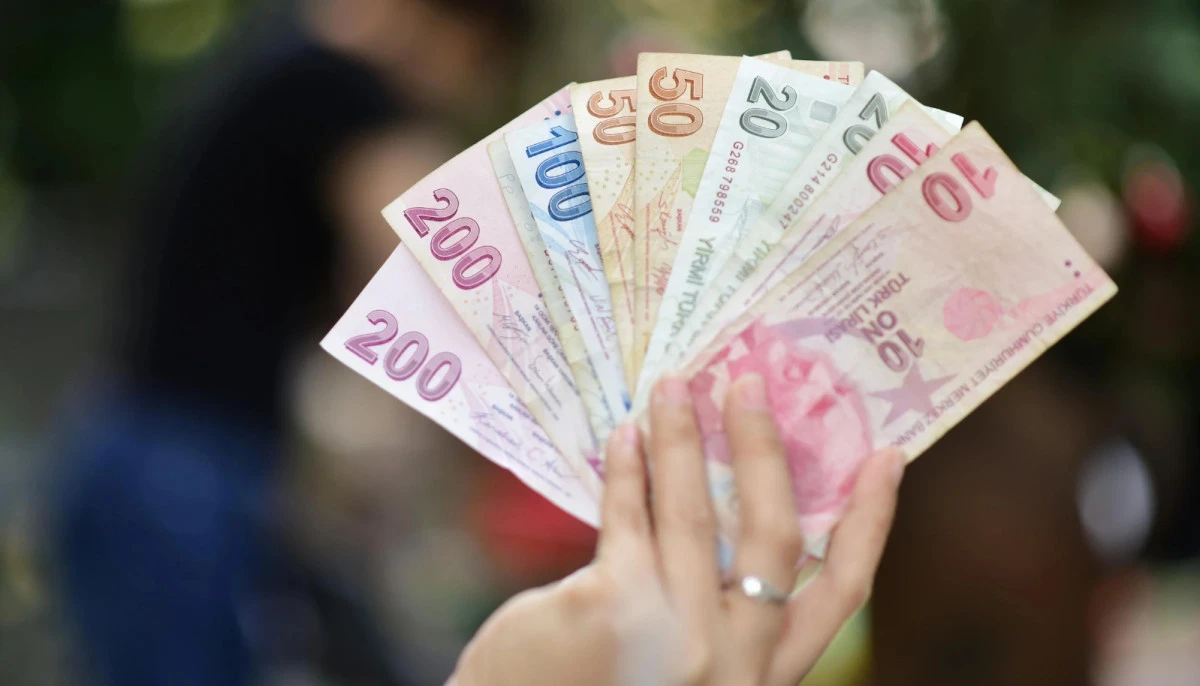 Emekliler i&ccedil;in yeni zam sistemi geliyor...