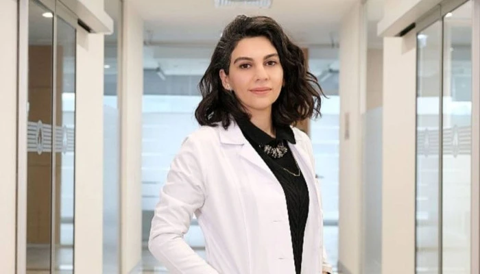 Estetik g&uuml;l&uuml;ş sağlıklı diş etiyle başlıyor! 